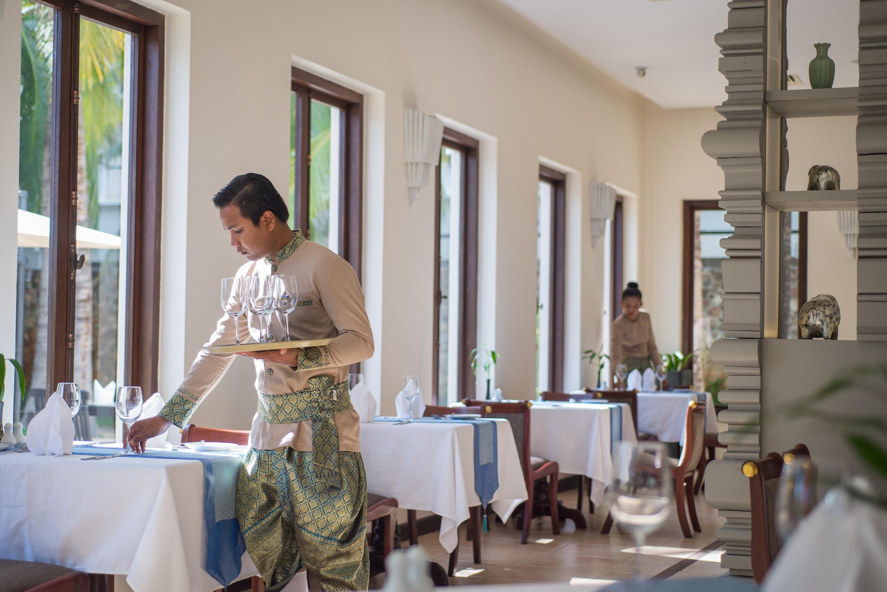 Lotus Blanc Resort 5*